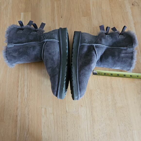 UGG Winter Boots Bailey Bow Suede Lace Back Sz 7 Dark Gray 1002954 - Picture 5 of 9